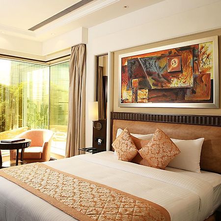 Inde Hotel Signature Tower グルガウン エクステリア 写真
